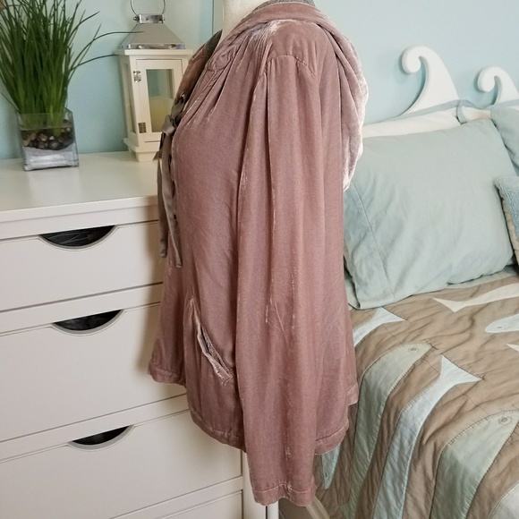 Free people rare blush pink silk velvet pullover - Picture 5 of 7